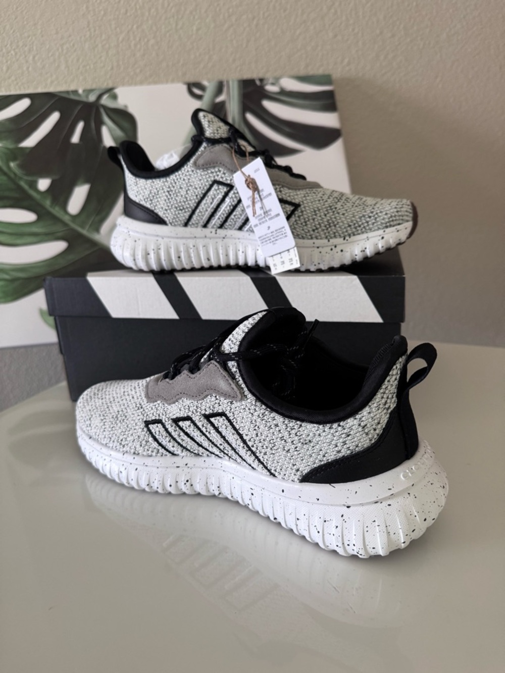 Adidas Women’s Kaptir Flow 2.0 - Size 6.5 - Picture 2 of 10